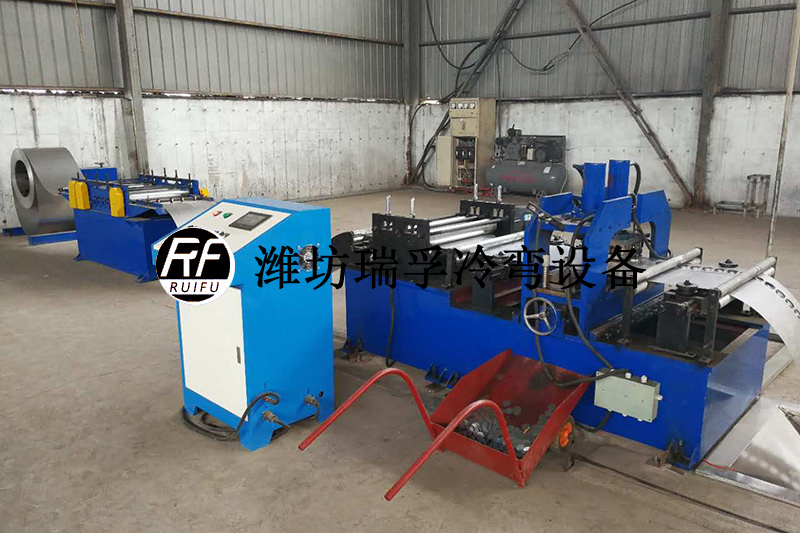光熱發(fā)電型材設備 (10).jpg